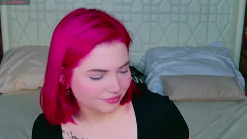 Snapshot of lisa_adam chatting on December 17, 7:29 am lissi online show from December 17, 7:29 am