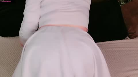 Snapshot of lisa_adam chatting on December 18, 4:09 am lissi online show from December 18, 4:09 am