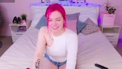 Snapshot of lisa_adam chatting on February 4, 10:10 am lissi online show from February 4, 10:10 am