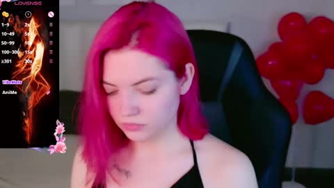 Snapshot of lisa_adam chatting on February 11, 4:11 am lissi online show from February 11, 4:11 am