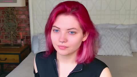 Snapshot of lisa_adam chatting on September 11, 7:25 pm lissi online show from September 11, 7:25 pm