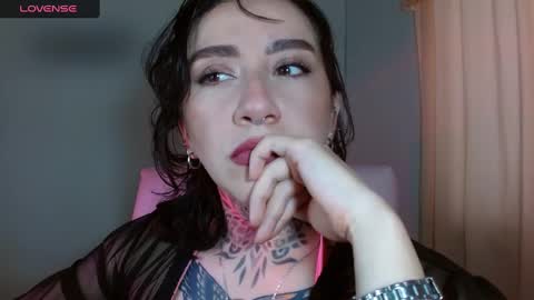 Lisa online show from February 5, 10:33 pm