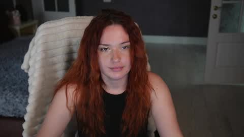 lisa_elfy online show from April 2, 2:04 pm