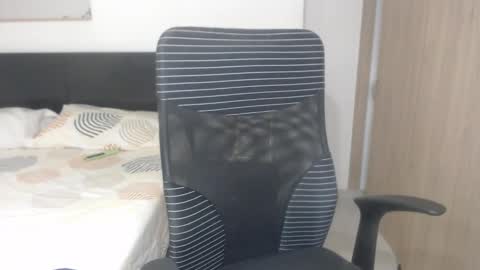 Lisa Santos online show from February 1, 11:06 pm