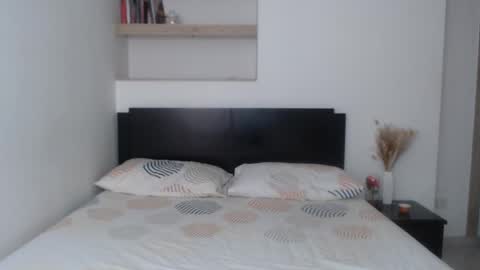 Lisa Santos online show from March 5, 5:29 pm