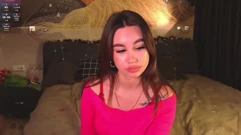 hi Im Julia. Im 18 years old I like to play tennis and cook. online show from March 8, 10:46 pm