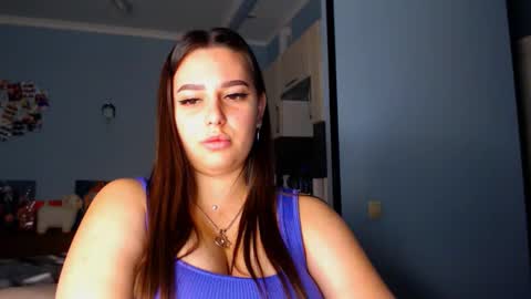 Snapshot of lisa_lady_golden chatting on September 18, 10:01 pm lisa_lady_golden online show from September 18, 10:01 pm