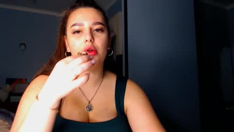 Snapshot of lisa_lady_golden chatting on October 5, 7:12 pm lisa_lady_golden online show from October 5, 7:12 pm