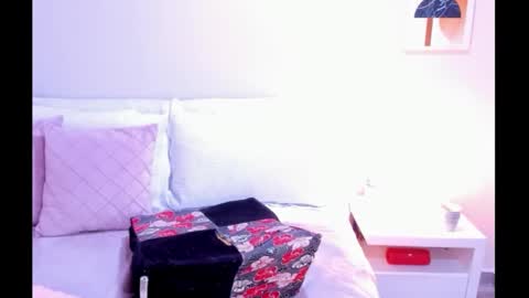 lisa laurent online show from December 21, 3:46 am