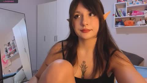 Snapshot of lisa_mzemta chatting on October 23, 8:51 pm Lisa online show from October 23, 8:51 pm