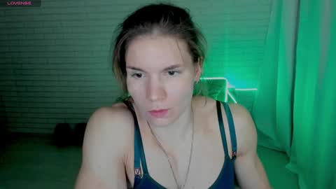 Snapshot of lisa_ree_ chatting on December 26, 7:27 pm lisa online show from December 26, 7:27 pm