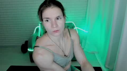 Snapshot of lisa_ree_ chatting on January 24, 5:10 am lisa online show from January 24, 5:10 am