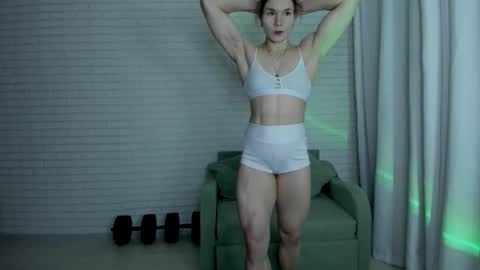 Snapshot of lisa_ree_ chatting on September 27, 8:47 pm lisa online show from September 27, 8:47 pm