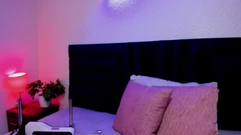 Snapshot of lisa_white_ chatting on July 23, 8:40 pm lisa white online show from July 23, 8:40 pm