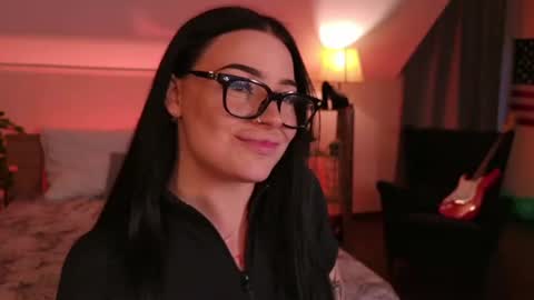 Snapshot of lisaaaliss chatting on August 9, 11:37 am lisaaaliss online show from August 9, 11:37 am