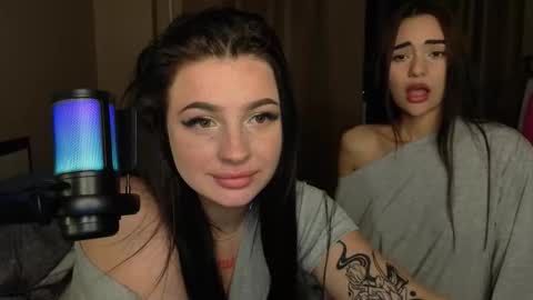 Lisa and Den online show from September 17, 9:38 pm