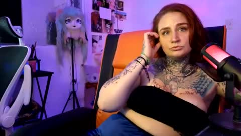 Snapshot of lisacasandra chatting on August 9, 3:34 am lisacasandra online show from August 9, 3:34 am