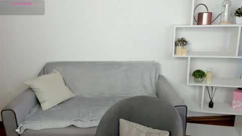 Lisa online show from April 9, 6:30 am