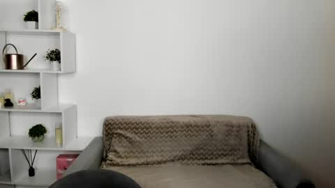 Lisa online show from April 23, 12:29 pm