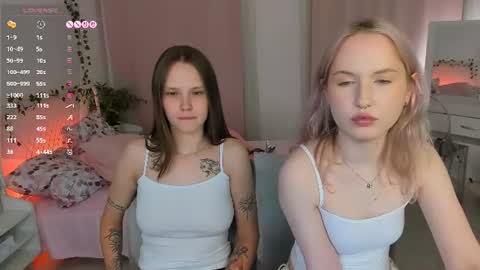 Lisa blonde  Alisa brunette online show from June 11, 12:32 am