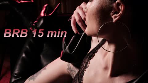 Lisa Moore online show from March 23, 10:08 am