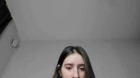 Snapshot of lisawoo chatting on January 4, 11:59 pm Lisa online show from January 4, 11:59 pm