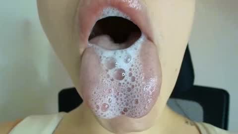 Lisbet online show from October 28, 9:28 pm