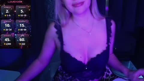 Anna online show from December 2, 9:50 pm