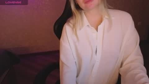 Anna online show from April 1, 3:18 am