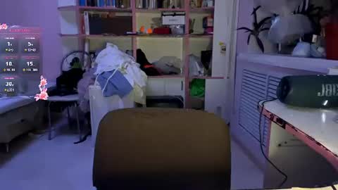 Snapshot of lisi_kiss_ chatting on July 1, 6:40 pm Aurora online show from July 1, 6:40 pm