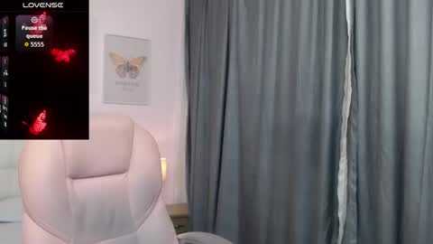 Andrea online show from November 4, 2:43 am