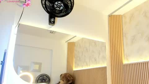 Snapshot of liss_reyes chatting on June 4, 1:28 pm Liss online show from June 4, 1:28 pm