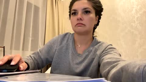 Lissa online show from November 27, 5:15 pm