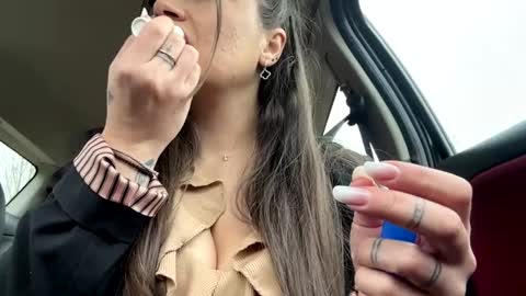 Lissa online show from February 28, 11:11 am