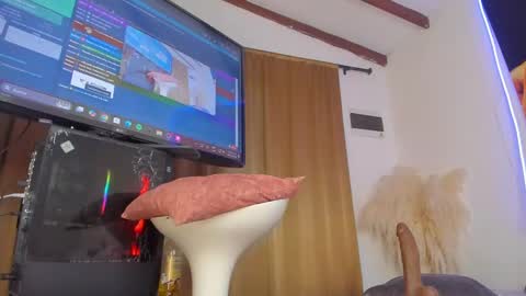 Lissa online show from December 20, 4:20 am