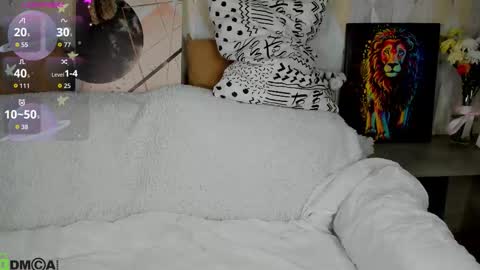 Snapshot of lissa_kitsune chatting on September 26, 7:56 am Lissa online show from September 26, 7:56 am