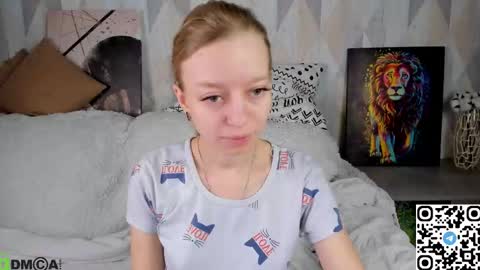 Snapshot of lissa_kitsune chatting on October 3, 8:22 am Lissa online show from October 3, 8:22 am