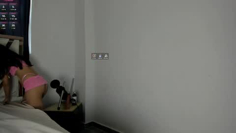 lissa_petitee online show from April 4, 7:55 pm