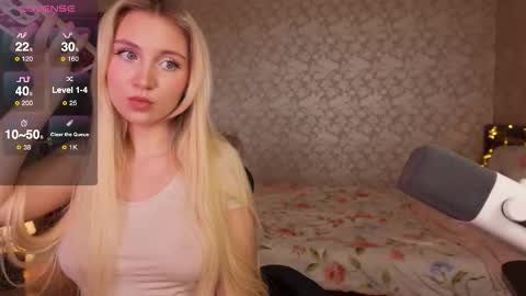 Snapshot of lissablush_ chatting on November 13, 9:08 am Lissa online show from November 13, 9:08 am
