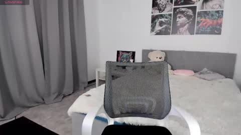 Snapshot of lissameoww chatting on May 9, 1:33 am lissameoww online show from May 9, 1:33 am