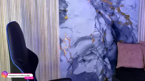 Snapshot of lissawild_ chatting on April 30, 9:30 pm ss online show from April 30, 9:30 pm