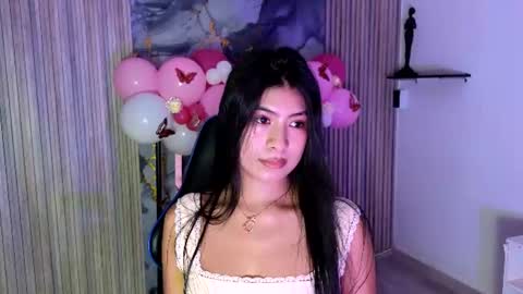 Snapshot of lissawild_ chatting on June 24, 8:19 pm ss online show from June 24, 8:19 pm