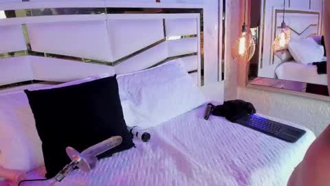 lisse_palmerr online show from February 6, 10:43 pm