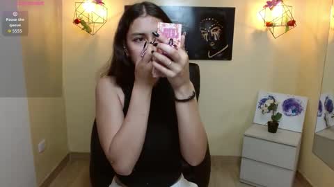 Lita online show from November 20, 2:06 pm