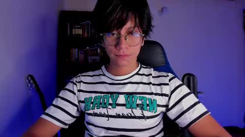 Snapshot of literateboy chatting on July 9, 1:42 am Literateboy online show from July 9, 1:42 am