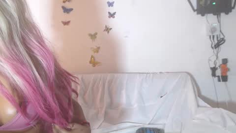 litte_ebonyx online show from January 13, 7:41 pm