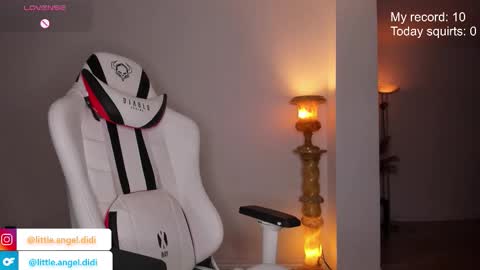 Diana Woods online show from September 29, 3:50 pm