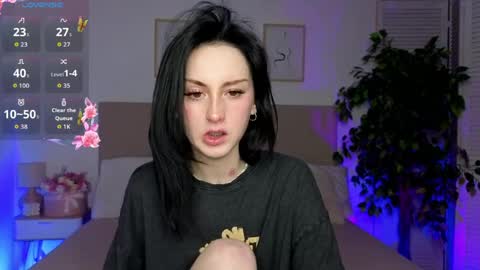 Molly online show from May 17, 7:54 pm