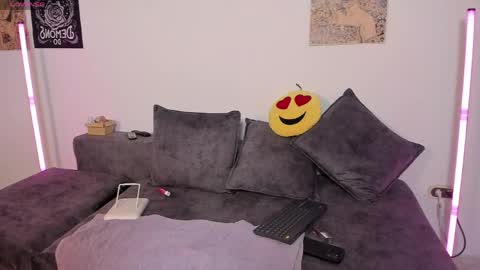 little__ammy online show from April 21, 12:23 am