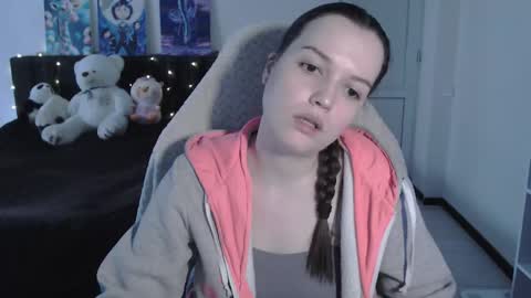 little__flowers online show from January 15, 9:14 am